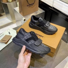 Burberry Low Shoes